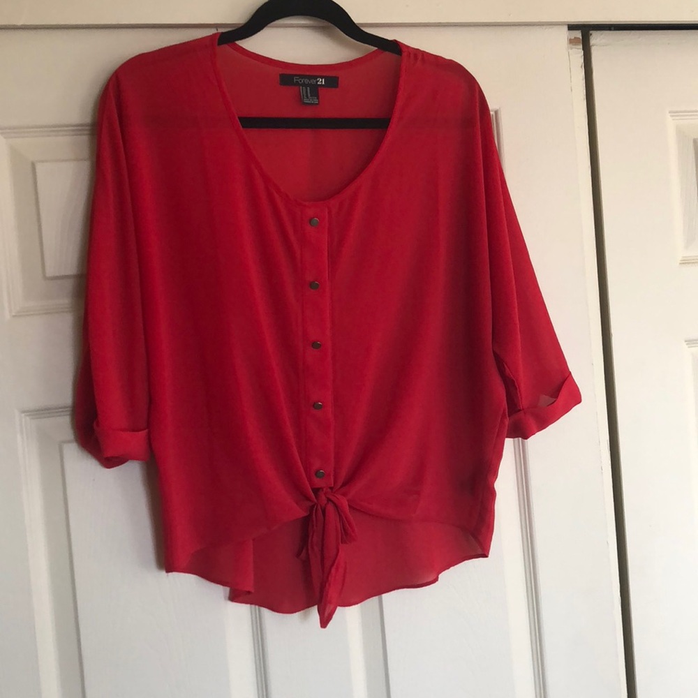 DONATEDRed top, perfect for v-day date! F21 size M - Picture 2 of 5